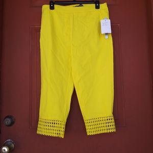 Yellow capris